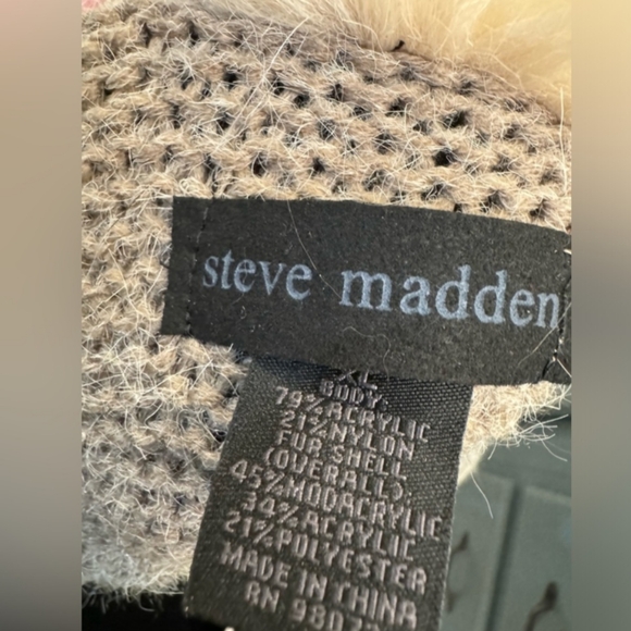 Steve Madden Fur Sweater Vest with Hidden Pockets XL - Picture 8 of 8